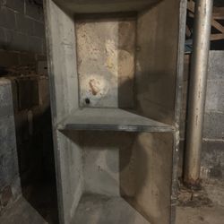 Large Concrete Wash Tub.