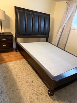 Bernie & Phyls bedroom set