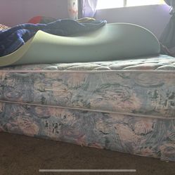 queen mattress and box spring $60 cash