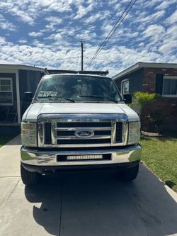 Ford 2010 E350  adventure Van