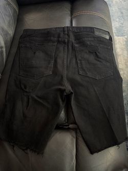 Men’s “Pacsun” Distressed Black Denim Shorts Size 32 (Cash Only)