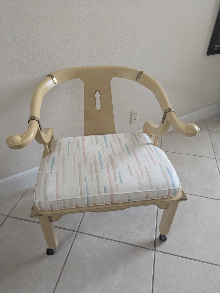 Vintage Horseshoe Chinoiserie Chair