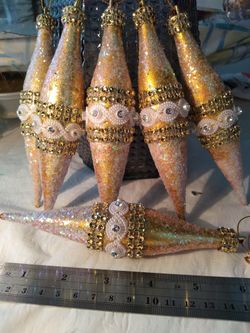 Christmas handmade ornaments new 6 shatterproof gold and pearl