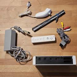 Nintendo Wii - Missing Top Cover