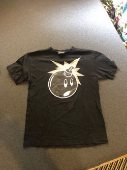 Medium the hundreds shirt