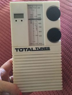 TOTAL TUNES water resistant radio