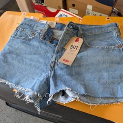 Levi 501 Shorts 30