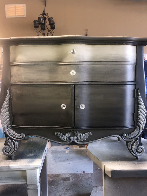 1912 antique Drexel Heritage French Provincial dresser