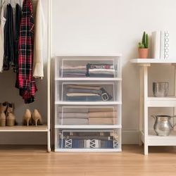 IRIS 4 -Drawers White/Clear Stackable Plastic Storage Storage drawer 30.6-Inches H x 20.9-Width *BRAND NEW   Depth (Inches) 15 Height (Inches) 