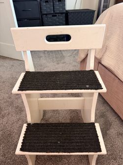White Wooden Step Stool with Handle