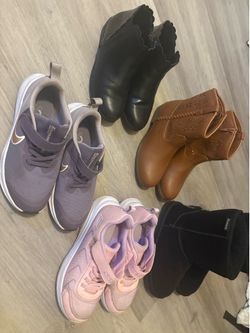 Girl shoes size 3