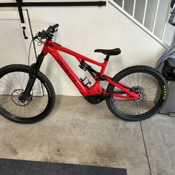 Specialized Turbo Levo Comp