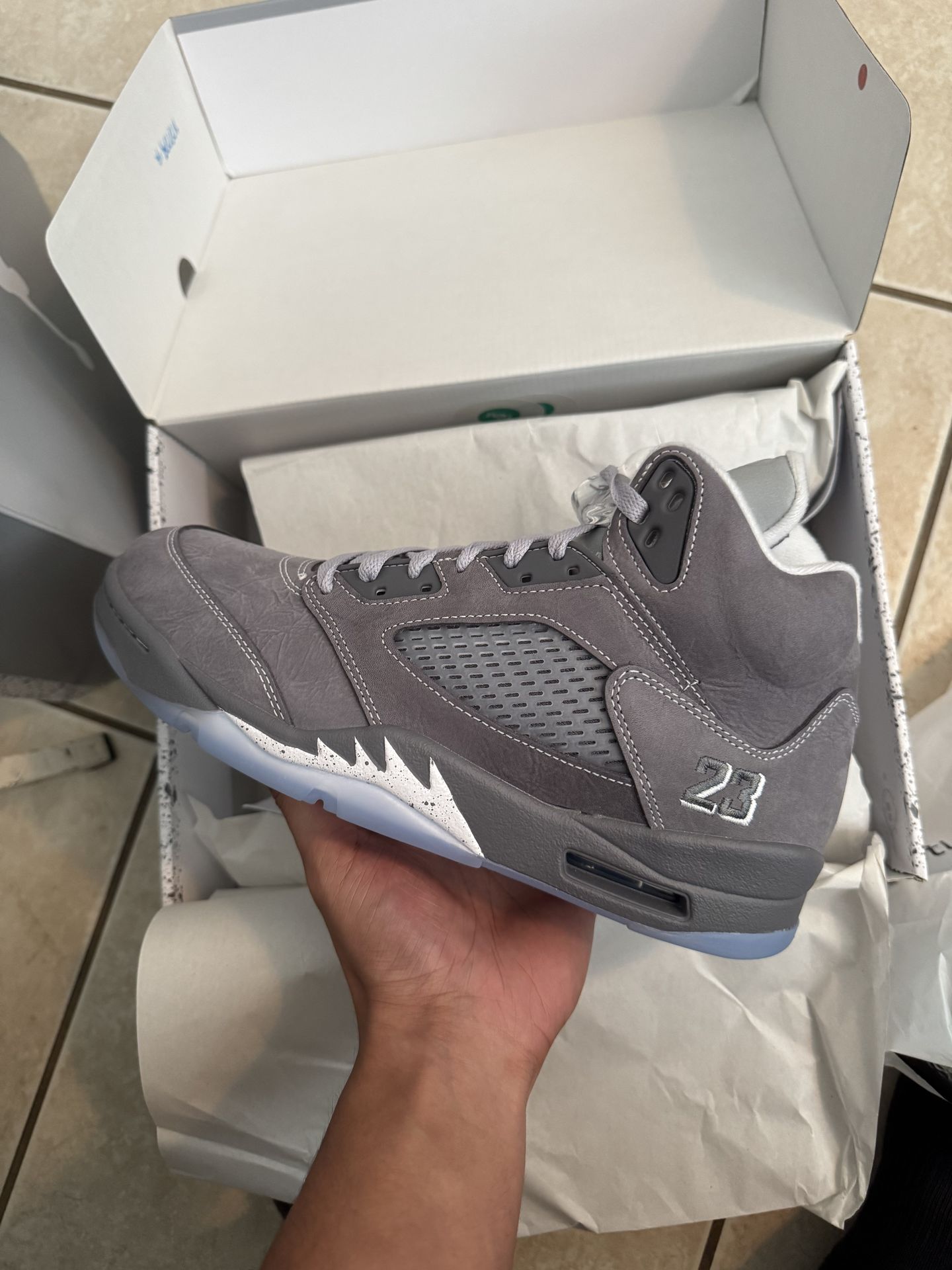 Jordan 5 “Wolf Gray”