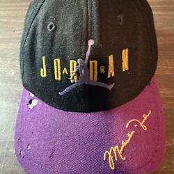 Vintage Nike Air Jordan Embroidered on Brim Signature Snapback Cap Hat Purple