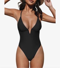 NEW Cupshe one piece