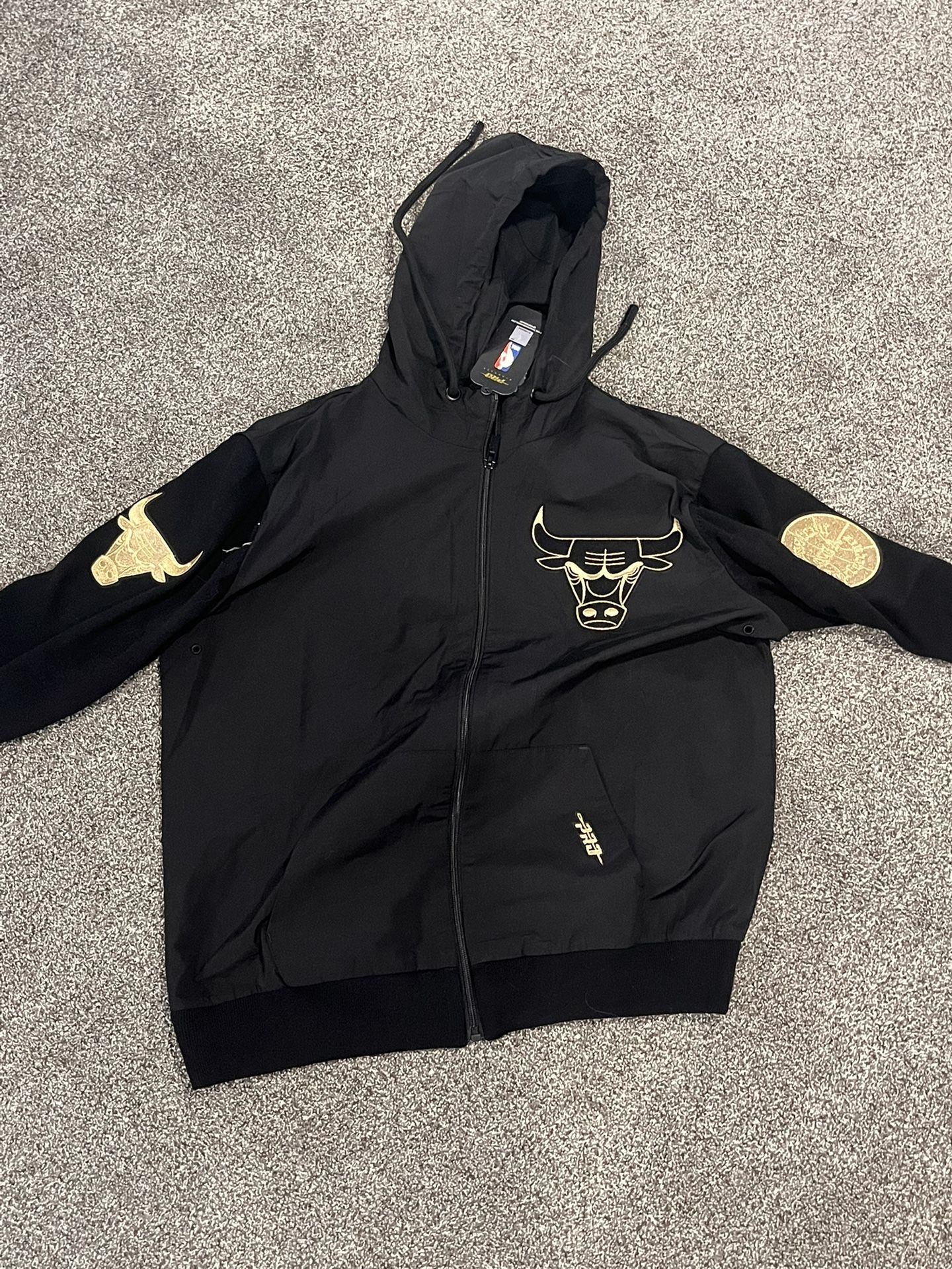 Black and gold Chicago Bulls Hoodie/Jacket
