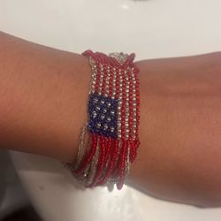 American Flag 🇺🇸 Beaded Glass Bracelet 