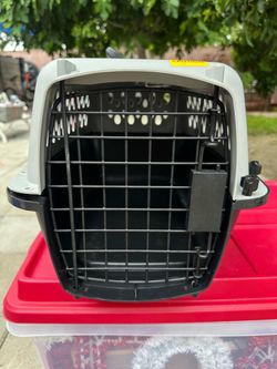 Small cat crate