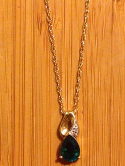10k solid gold green pendant chain 1mm long 18" grams 1.7