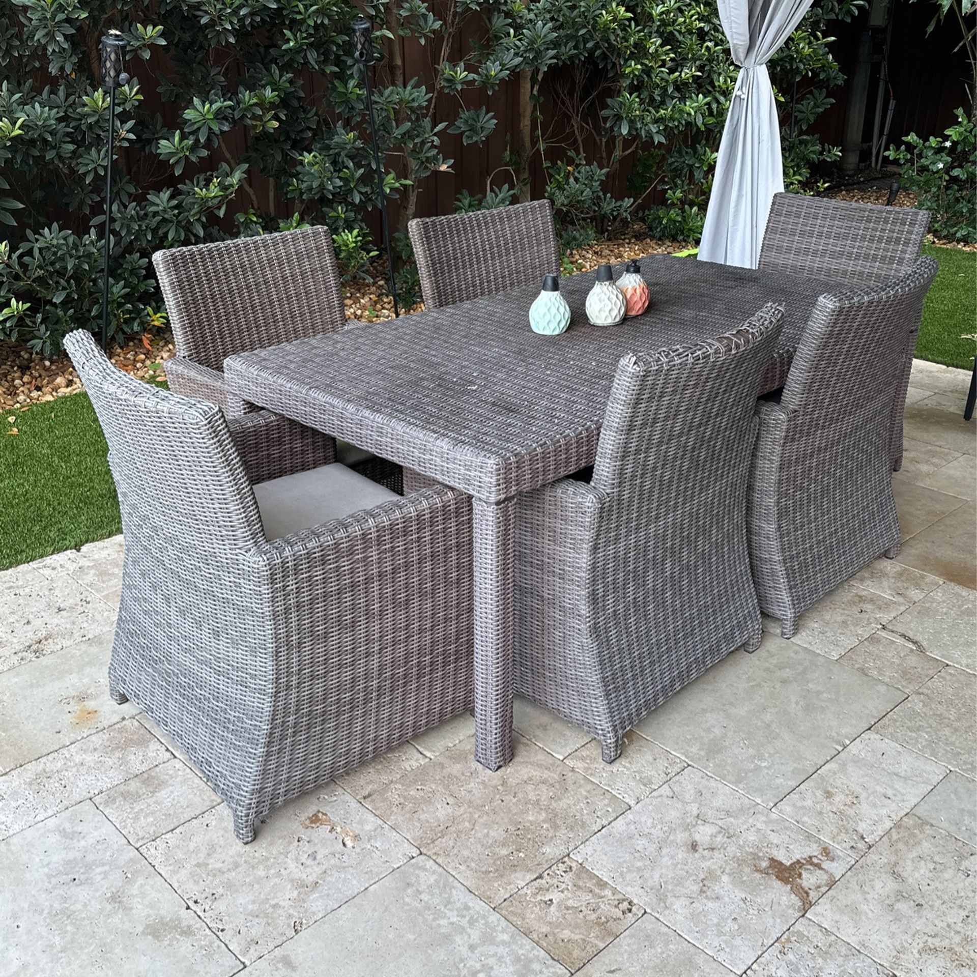 Restoration Hardware Outdoor Table and Chairs for Sale in Laud By Sea, FL OfferUp