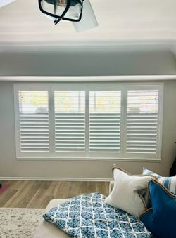 Plantation Shutters (FREE ESTIMATES & SAME DAY PRICING)- Custom, Wood, Interior Window Treatments, Coverings. Persianas de Madera. Se Habla Espanol.