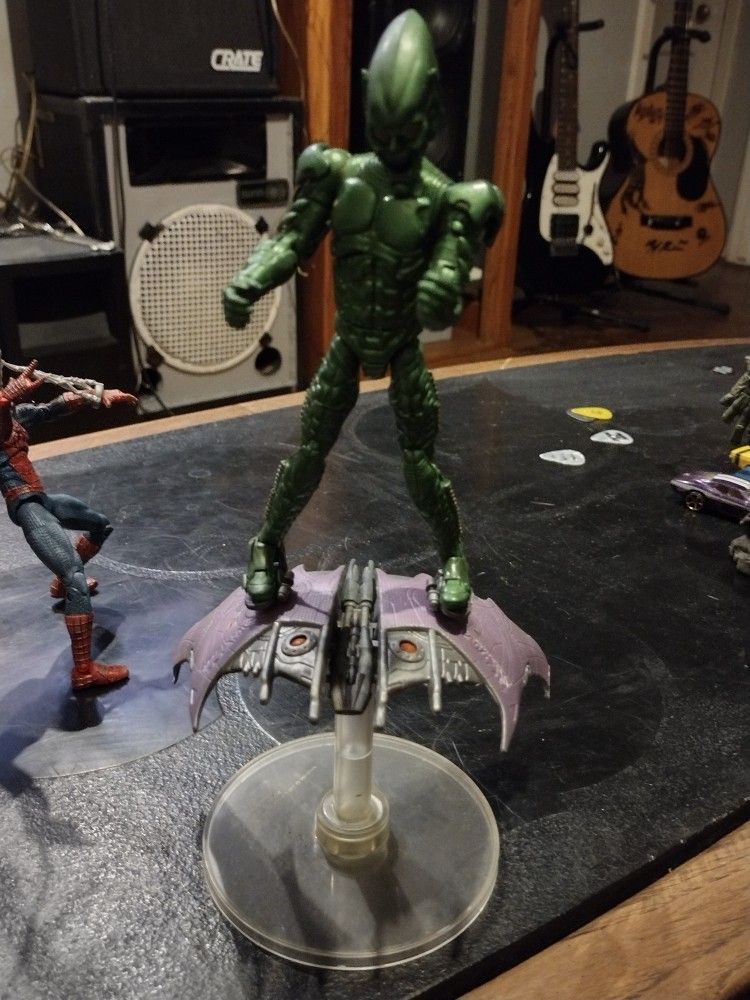 2002 Super Posable Green Goblin Action Figure With Removable Mask! Rare Find In Such Good Condition!