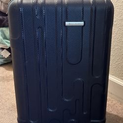 Samsonite Carry On Luggage