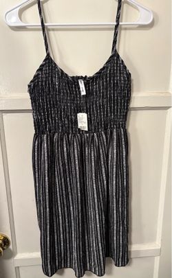 Women’s black summer dress size large new with tags