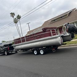 Silverwave Pontoon 