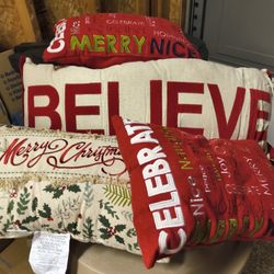 Christmas Pillow Set