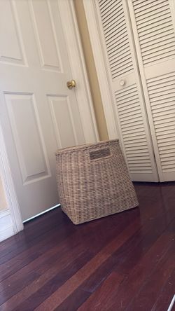 Basket Large Wicker
