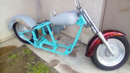 Harley Davidson swingarm bobber frame with paperwork