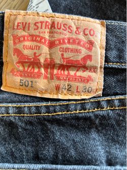 Two pairs of 501 jeans Levi’s