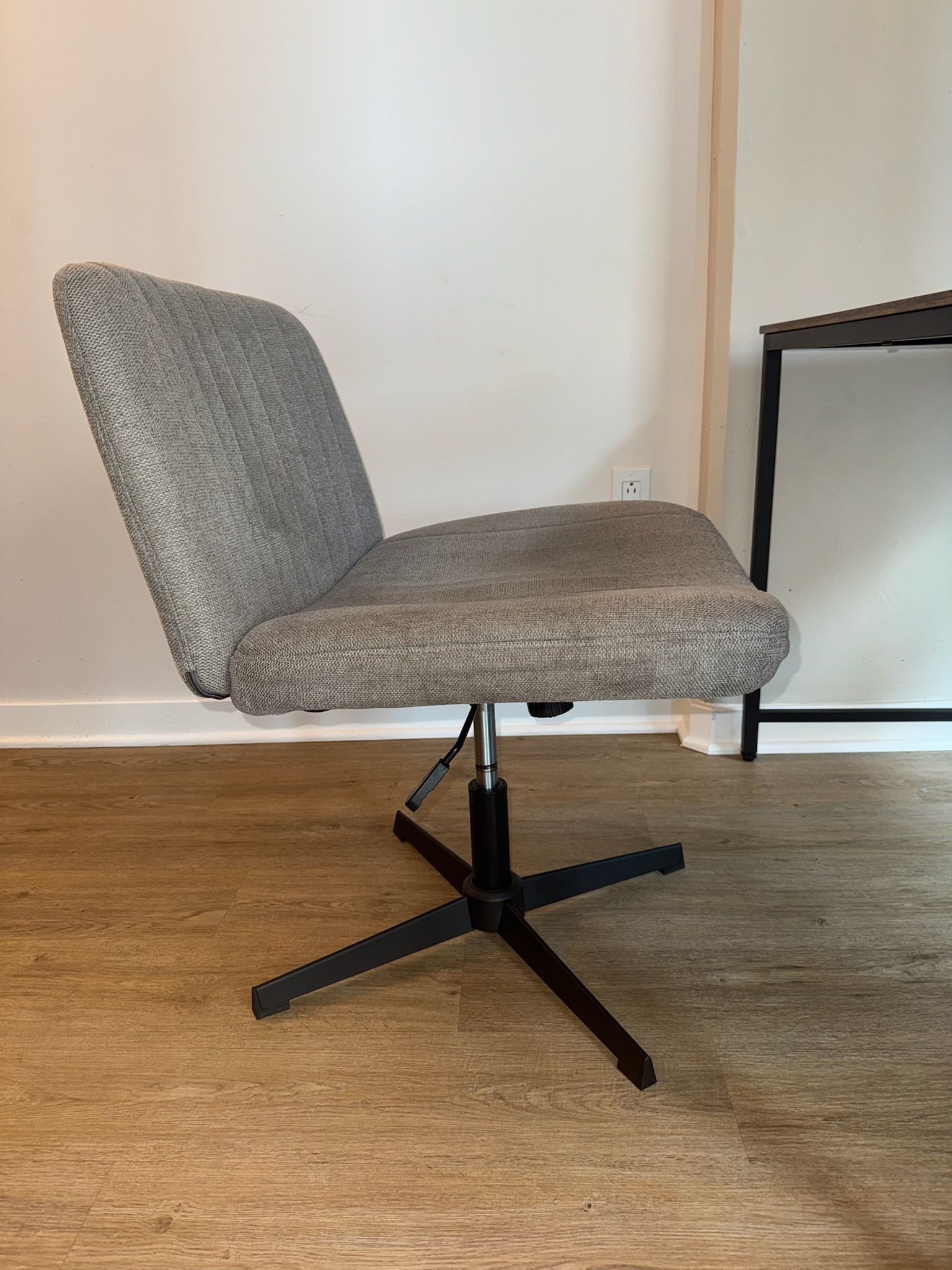 Office desk / chair