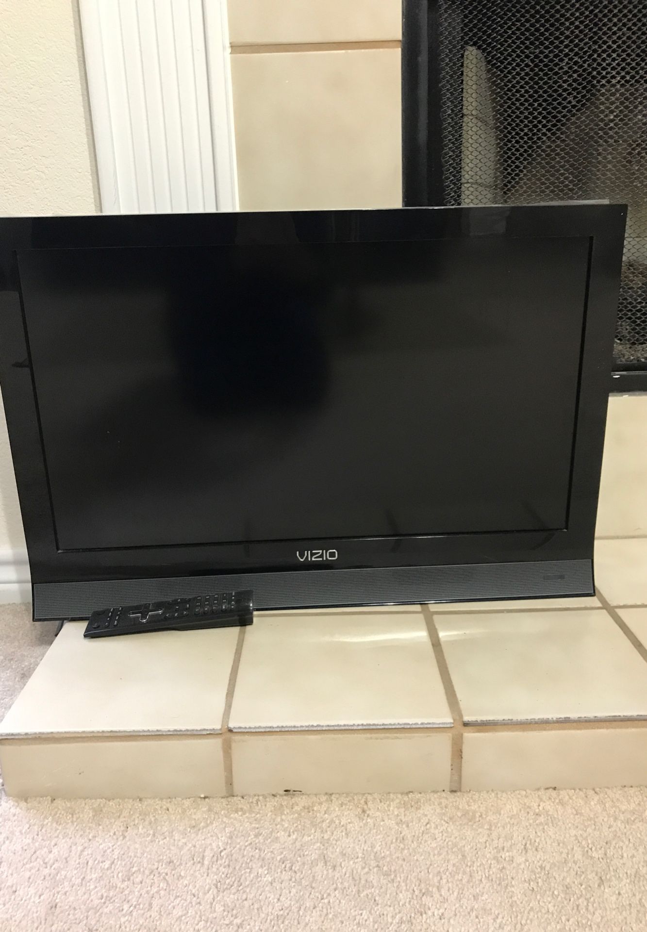 Vizio TV 24 inch