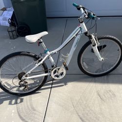 Specialized Bike Bycycle Hotrock