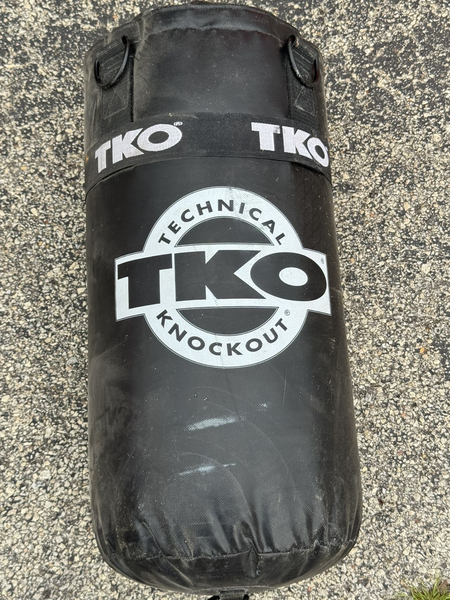 🥊 TKO Heavy Punching Bag – 30/40 lb