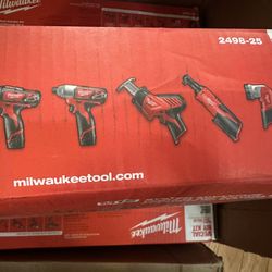 Milwaukee M12 Combo 
