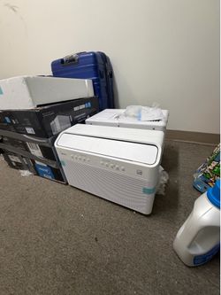 Midea Wall air conditioner