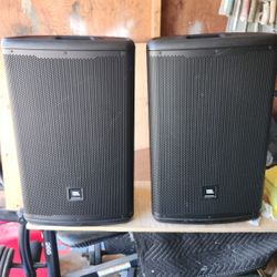 (2) JBL EON715 15" 1300W Powered Speakers