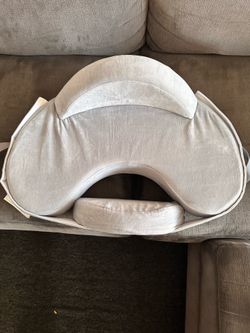 Momcozy nursing pillow