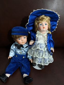 Vintage Limited Edition Porcelain Doll Pair – Court of Dolls & Jeannie Dimarina – $129.99 OBO