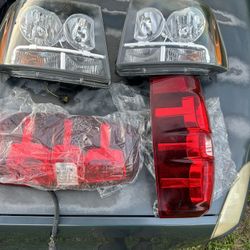 2008 Tahoe (Oem) Headlights & Taillights 