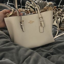 new coach bag used once 
