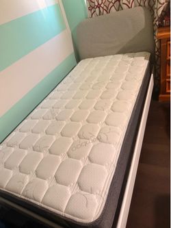 Nice twin bed with good mattress
