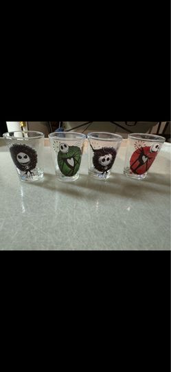 CA. HALLOWEEN NIGHTMARE BEFORE CHRISTMAS SHOT GLASSES. TIM BURTON