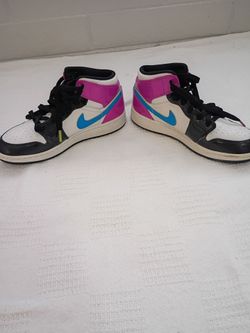 Jordans Youth Size 5