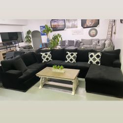 Black 3 Piece Comfortable Sectional 