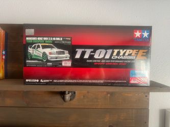 Tamiya TT-01 Type E Mercedes-Benz 190E RC Kit