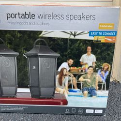 Acoustic Research Portable Wireless Speakers 900mhz Set Of Two ws2pk63